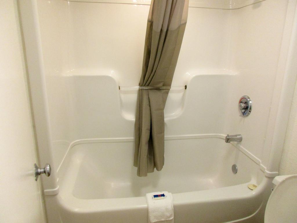 Motel 6 Huntsville - เมดิสัน ภายนอก รูปภาพ